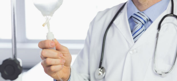 Rotlauf Behandlung mit Infusion - Hautarzt Prof. Dr. Okamoto in Wien